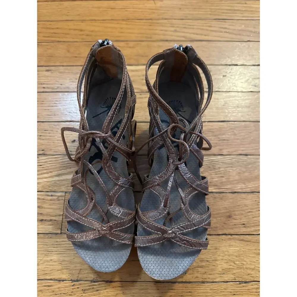 Leather Strappy Wedge Sandals Brown Comfort Walking Shoes Women’s Size 4